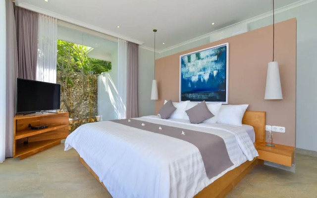 Deep Blue Villa
