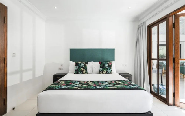 Villa Merah Seminyak