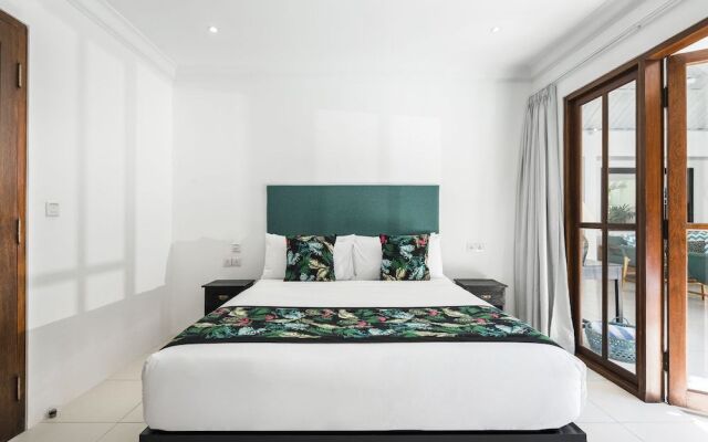 Villa Merah Seminyak