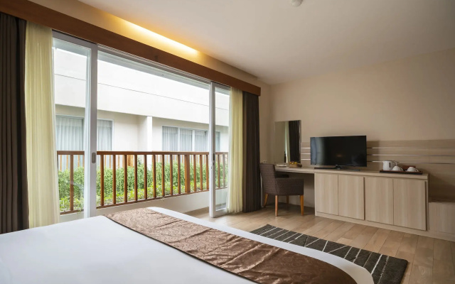 d’Nusa Beach Club and Resort