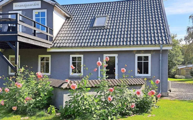 6 Person Holiday Home in Hadsund