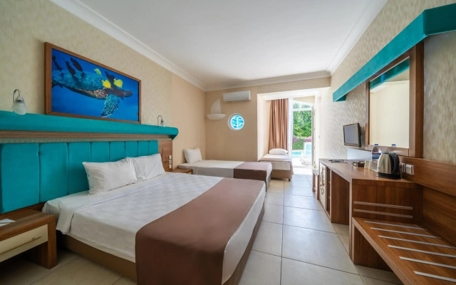 Miarosa Kemer Beach Hotel