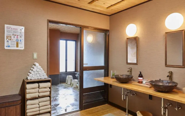 The Address Akakura