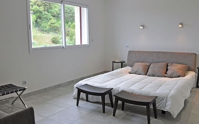 Spacious villa in St. Ambroix with private pool