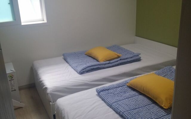 Myeong Dong Tomato Guest House