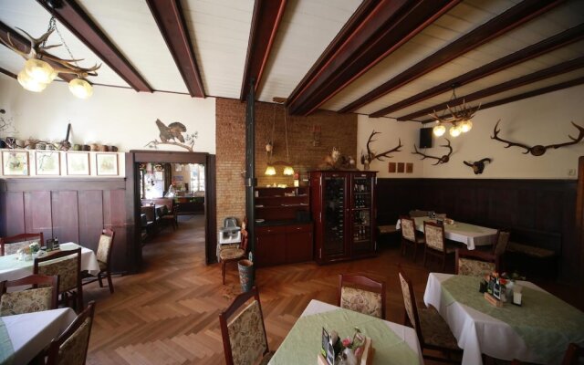 Gaststätte & Pension Lichtenhainer Wasserfall