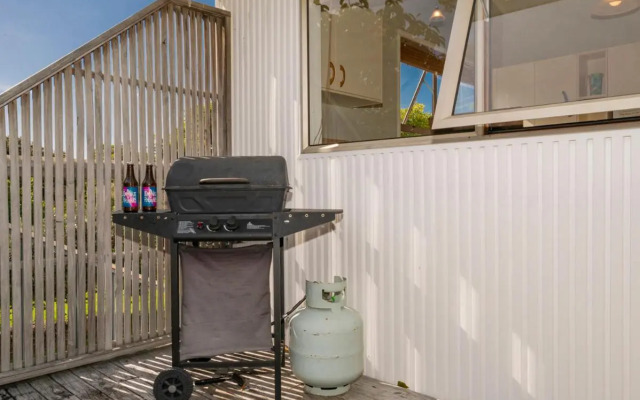 Cooks Beach Cutie - Cooks Beach Holiday Home