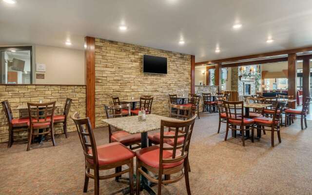 Comfort Suites near Route 66