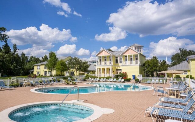 Barefoot'n Resort by Diamond Resorts