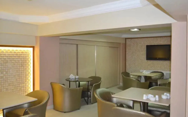 Qtahya Hotel