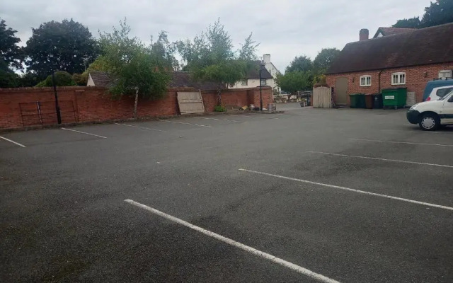 The Hardinge Arms Hotel