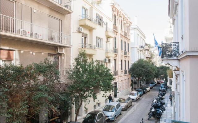 Beautiful Apartment at Plaka