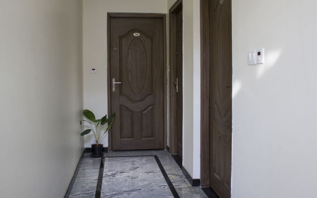 OYO 378 Aira Apartments Near Manipal Hospital