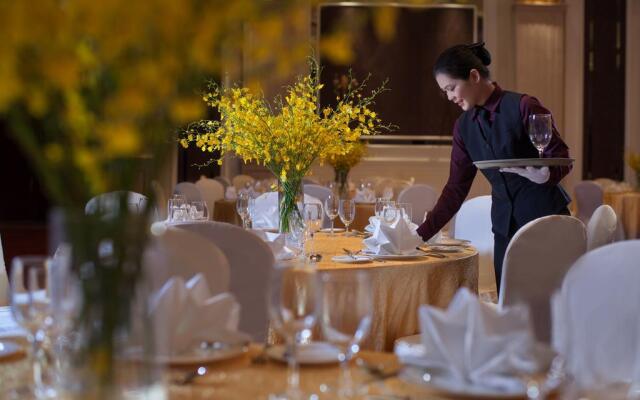 Classical Plaza Hotel