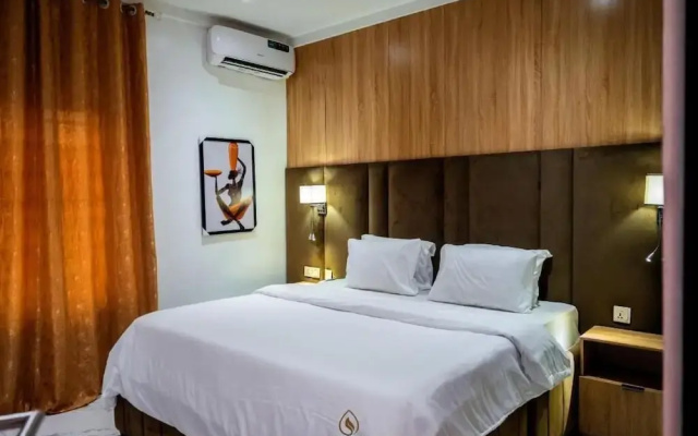 Lavani Apartment and Suites