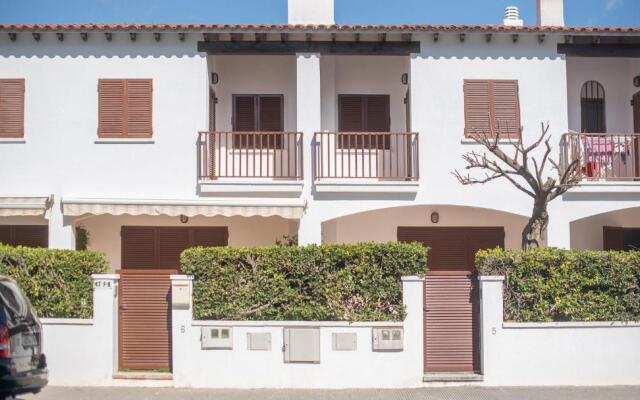 Casa Adosada 50m de la Playa Calafell . Wifi Gratis