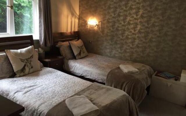 Southfork Villa Guesthouse (Adults Only)