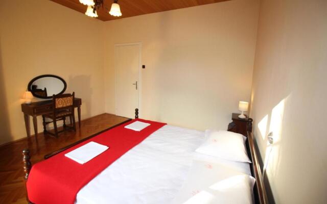 holiday house city centre1 free parking