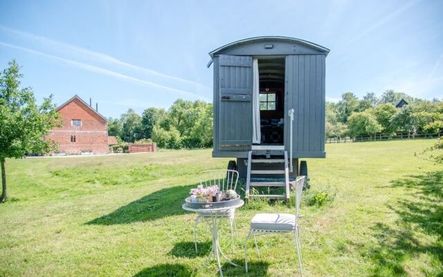 Abbey Shepherds Hut, Eye