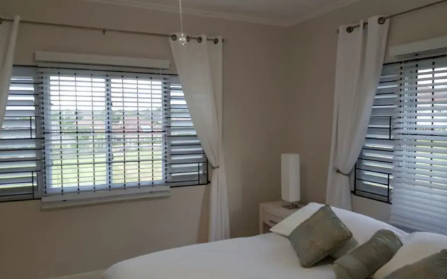 Fern Court Apartment With Oceanic View III