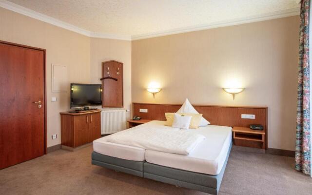 1 Raum Apartment großer Balkon