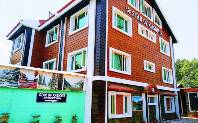 OYO 4529 Hotel Star of Kashmir
