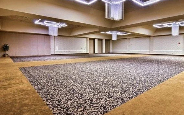 Rodeway Inn & Suites & Conference Center