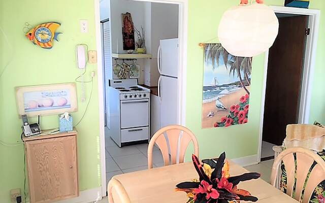 Green Turtle Cay by TechTravel