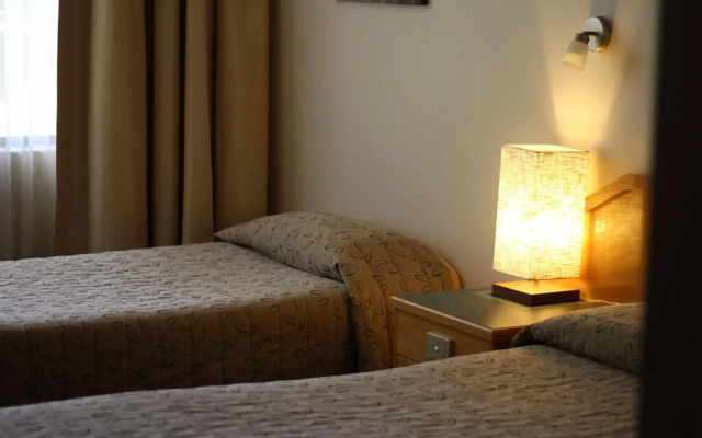 Adelaide International Motel
