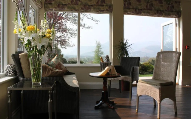Lyzzick Hall Hotel