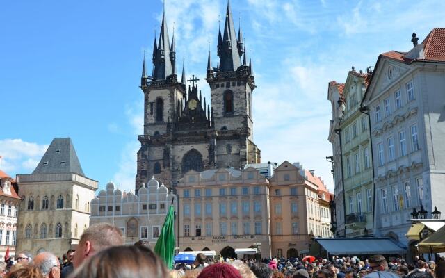 Unique Apartment in Praha Near River Vltava