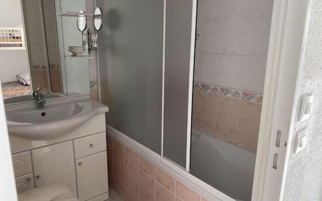 Appartement Port Camargue, 1 pièce, 4 personnes - FR-1-250-229