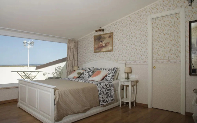 The White Villa
