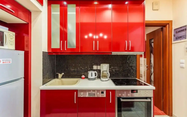 Athens Strawberry Hideaway - City Chic Retreat