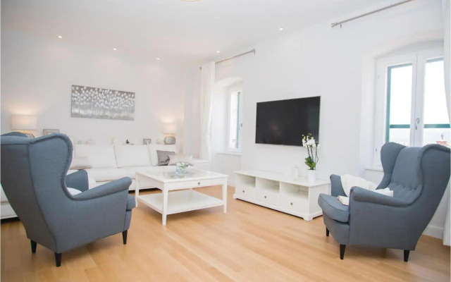 Three-Bedroom Holiday Home in Imotski