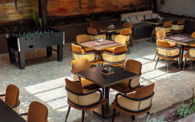 Iman Hotel