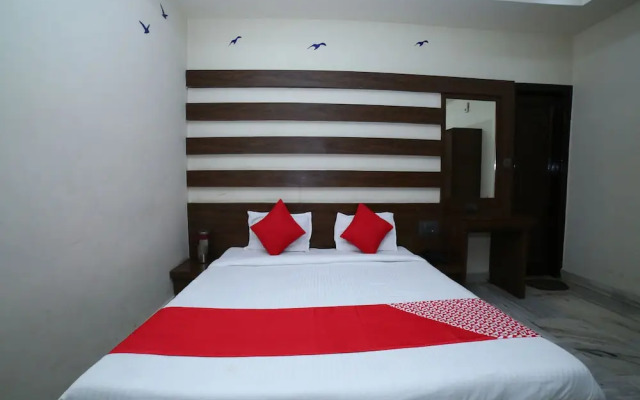 OYO 1067 Hotel Surbhi