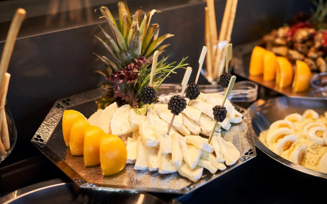 Corendon Apartments Amsterdam Schiphol Airport Hotel