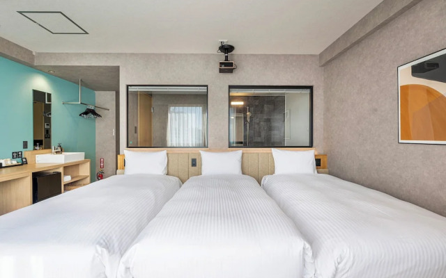 Lacer Okinawa Naha Tomariport