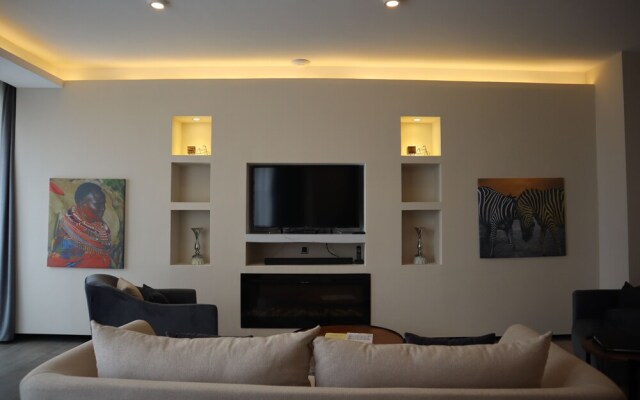 The Curve by the Park Apartments