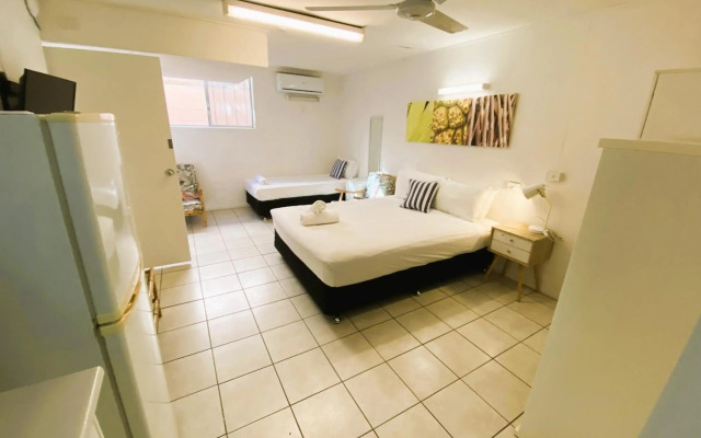 Camden Motor Inn