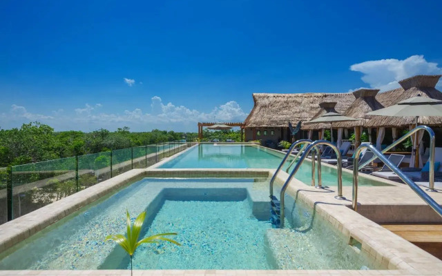 Naay Tulum Curamoria Collection