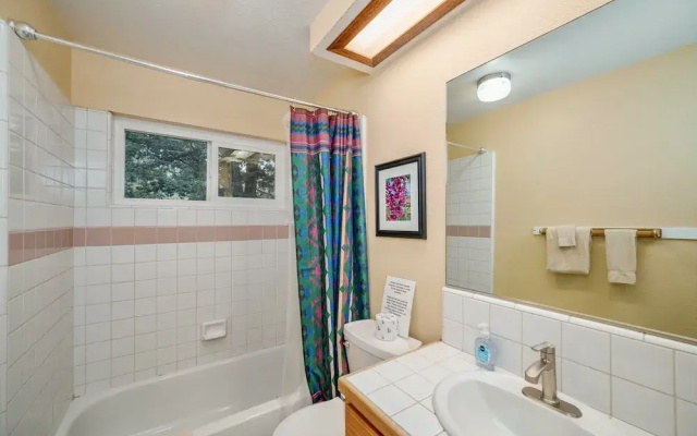1821 Arrowhead 2 Bedroom Home