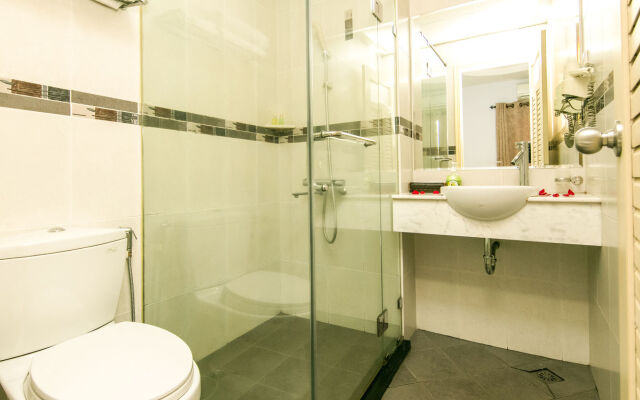 Quy Hung Hotel