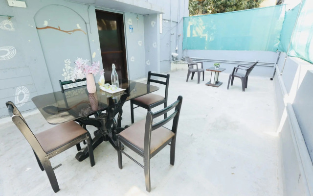 Executive Service Apartment