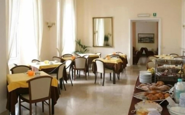 Grand Hotel Mediterranée