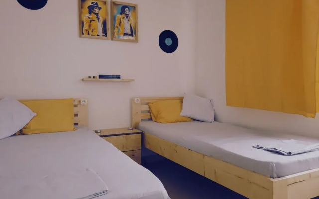 Flashback Hostel