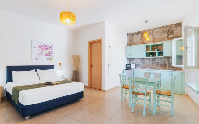 Aelia Apartments & Suites