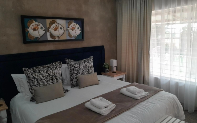 Longtom Farm Guesthouse
