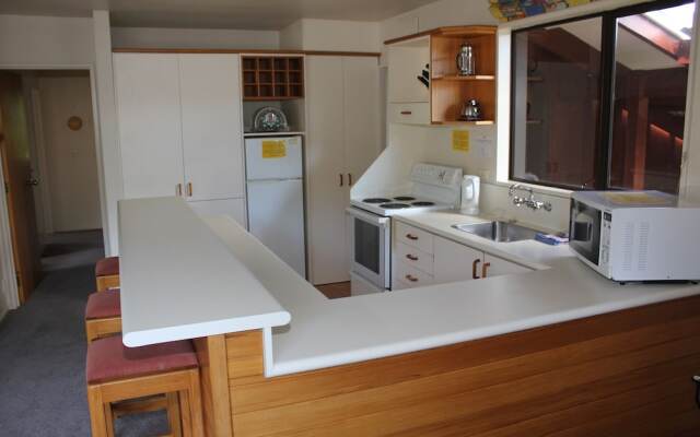 17b Denby Place